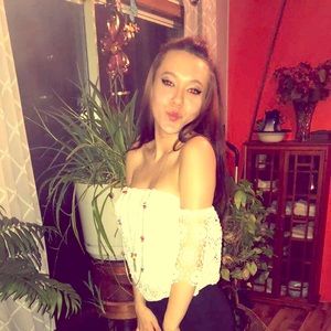 Meet your Posher, Lexi